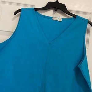 No Sleeve Women’s top